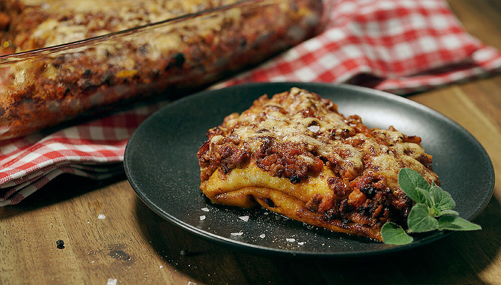 Stuffed Pancakes with Bolognese Sauce