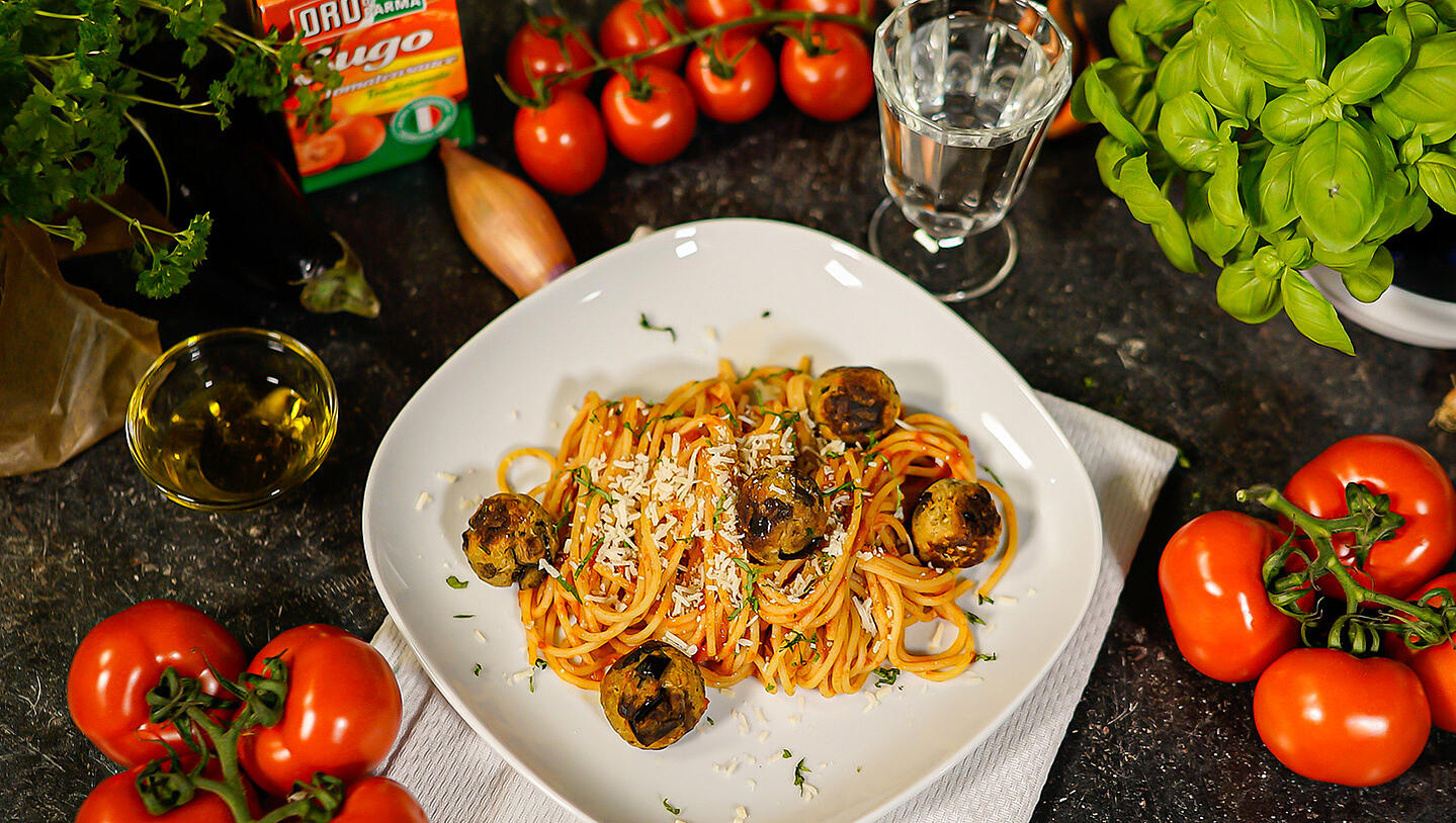 Spaghetti with Eggplant Balls