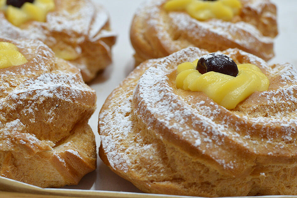 A close-up of Zeppole di San Giuseppe al forno